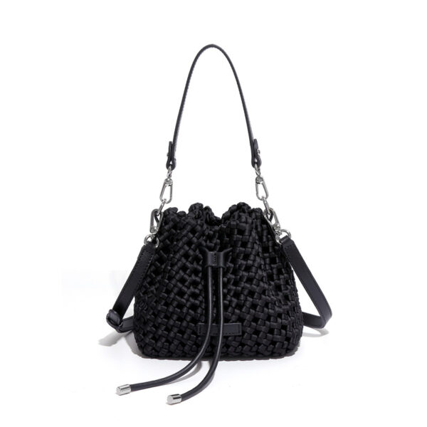 High-grade Windmill Knot Bucket Bag Hand-woven - Image 4