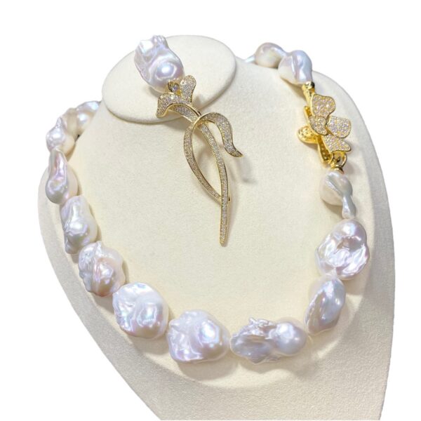 Natural Large Particle Baroque Shaped Freshwater Pearl Necklace For Women - Image 2